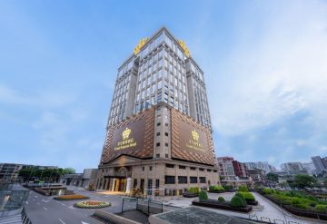Grand Emperor Hotel