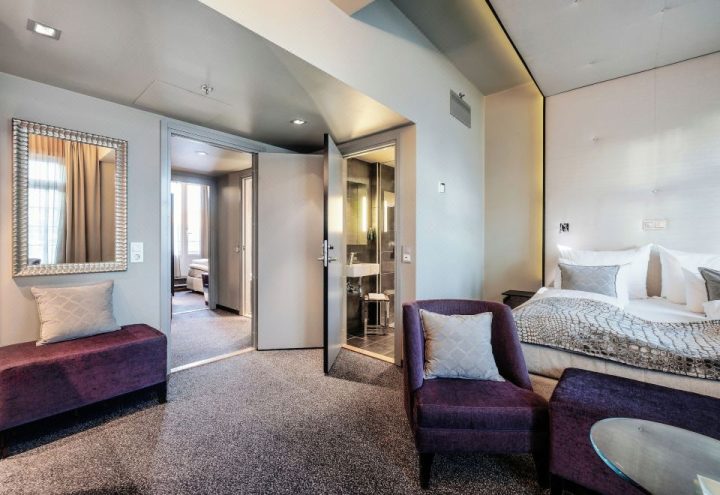 Home Hotel Folketeateret