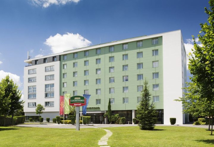 Courtyard by Marriott Toulouse Airport
