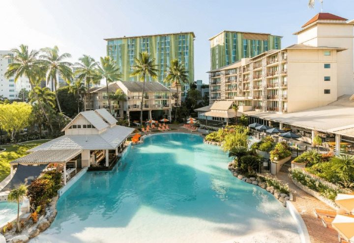 Novotel Cairns Oasis Resort