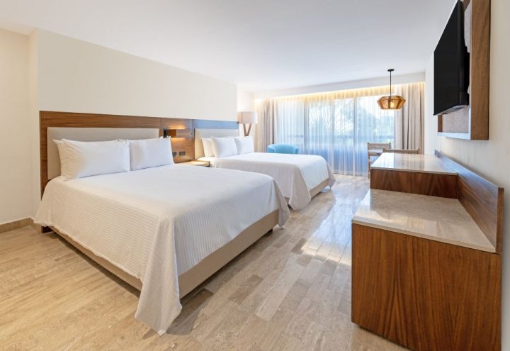 Oh! Cancun - The Urban Oasis & Beach Club